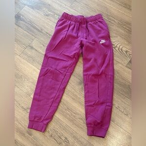 Nike Women’s Magenta/Purple Joggers S